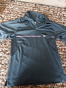 Nike t-särk tüdrukule suurus 128-140 uus!!! (1 foto / 3)