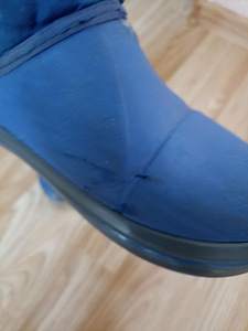 Crocs poolsaapad poisile suurus j3 34-35 (6 foto / 6)