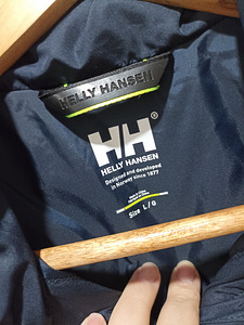 HELLY HANSEN UUS jope naistele suurus L (3 foto / 7)