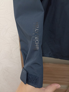 HELLY HANSEN UUS jope naistele suurus xl (7 foto / 7)