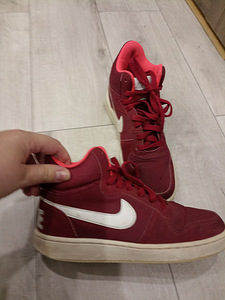 Nike tossud naistele suurus 39 (6 foto / 6)