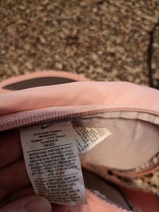Nike seljakott+1 veel väike seljakott. HIND kõik koos (3 foto / 7)