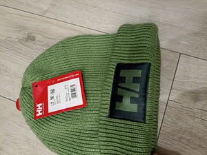 Uus HELLY HANSEN UUS müts naistele (4 foto / 8)