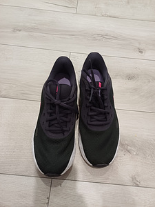 Nike uued tossud naistele suurus 41 (2 foto / 8)