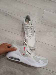NIKE AIR UUED tossud naistele suurus 40,5 (1 foto / 8)