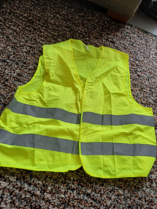 Uus vest meestele suurus xxxl (1 foto / 3)