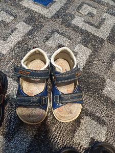 Nike jalatsid poisile suurus 23-24 hind kõik koos (7 foto / 10)