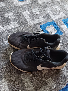 Tossud meestele suurus 42.5 nike (1 foto / 5)
