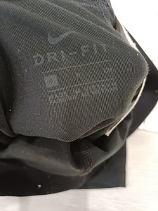 Шорты Nike для девочки размер 134-146 (4 фото из 4)