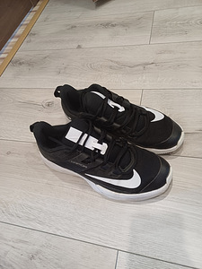 Nike tossud meestele suurus 42 (1 foto / 7)