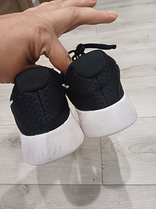 Nike tossud naistele suurus 41 (4 foto / 7)