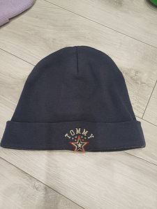 Tommy hilfiger müts naistele (1 foto / 4)