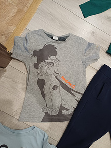 Reebok Nike одежда для мальчика 104-110, кроссовки 28 (5 фото из 9)