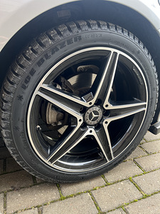 Mercedes benz w205 2016 (6 foto / 8)