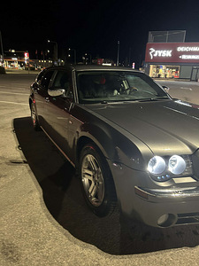 Chrysler 300C Touring (3 фото из 6)