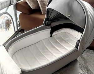 Cybex Priam/ePriam V4 Platinum vankrikorv Mirage Grey (3 foto / 8)