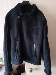 Куртка Guess (1 фото из 4)