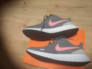 Laste tossud Nike (3 foto / 4)