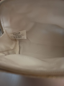Dior (3 foto / 4)