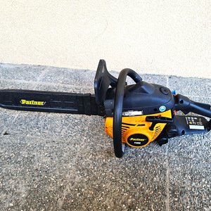 Bensiinimootoriga kettsaag Partner P360S (1 foto / 1)