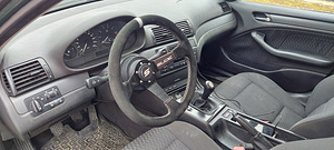 BMW 318 I (7 foto / 7)