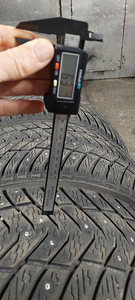 225/50R17 (3 фото из 7)