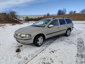 2002 Volvo V70 AWD bensiin+LPG (1 foto / 11)