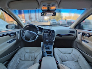 2002 Volvo V70 AWD bensiin+LPG (11 foto / 11)