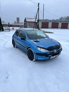 Peugeot 206 1.9d (2 foto / 5)