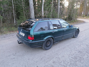 BMW 316i 75kw (5 foto / 11)