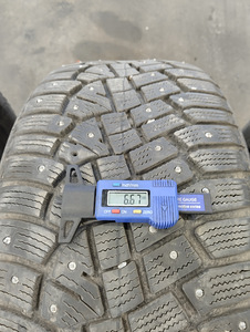 225/50/17 Continental Ice Contact 2 (5 foto / 8)