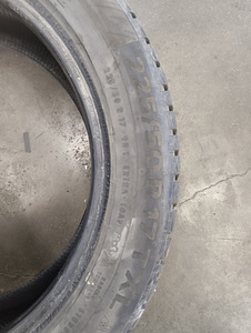 225/50/17 Continental Ice Contact 2 (6 foto / 8)