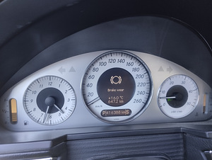 MB E320CDI V6 165kw 4Matic (10 foto / 10)