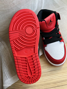 Nike Air Jordan, suurus 28. UUS! (4 foto / 4)