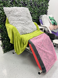 Kosmeetiku kliendivoodi/ pediküüritool (6 foto / 7)