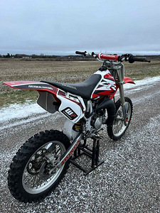 Honda CR85RB EXPERT (6 foto / 6)