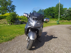 Suzuki Burgman 650 41kV 2006a (4 foto / 10)