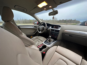 Продам Audi A4 2.0T Quattro (12 фото из 15)