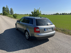 Audi a4 b6 2.5tdi 132kw quattro (3 foto / 6)