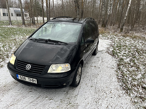 Volkswagen Sharan 1.9 96kW (1 foto / 5)
