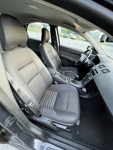Volvo S40 2.0D 100 KW (9 foto / 13)