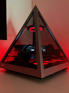 Ryzen 9 5900X / 40GB DDR4 / RTX 3080 10GB (1 foto / 6)