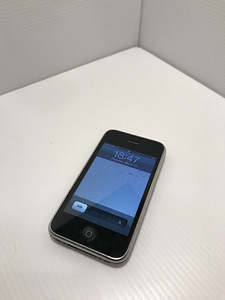iPhone 3G 8 Гб (1 фото из 4)