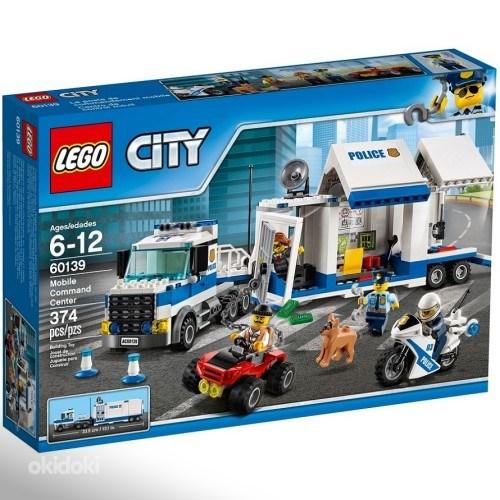 Lego city центр 60139 (фото #1)