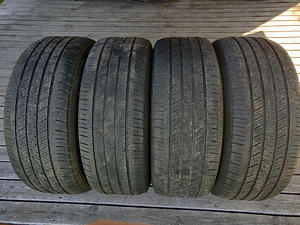 Шины Hankook 275/60/R20 (1 фото из 4)