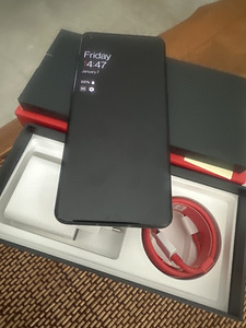 One Plus 10 Pro 5G 128 GB BLACK (1 foto / 2)