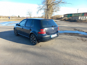 Volkswagen golf 1.9 50 kw (3 foto / 4)