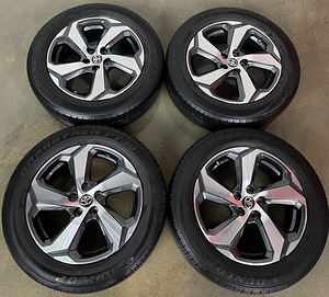 Оригинальные диски Toyota Rav4 R18 (2 фото из 3)