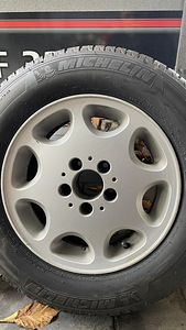 Оригинальные литые диски Mercedes Benz W126 C126 (5 фото из 8)