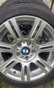 BMW 17" STYLE 194M ORIGINAAL VALUVELJED (2 foto / 8)